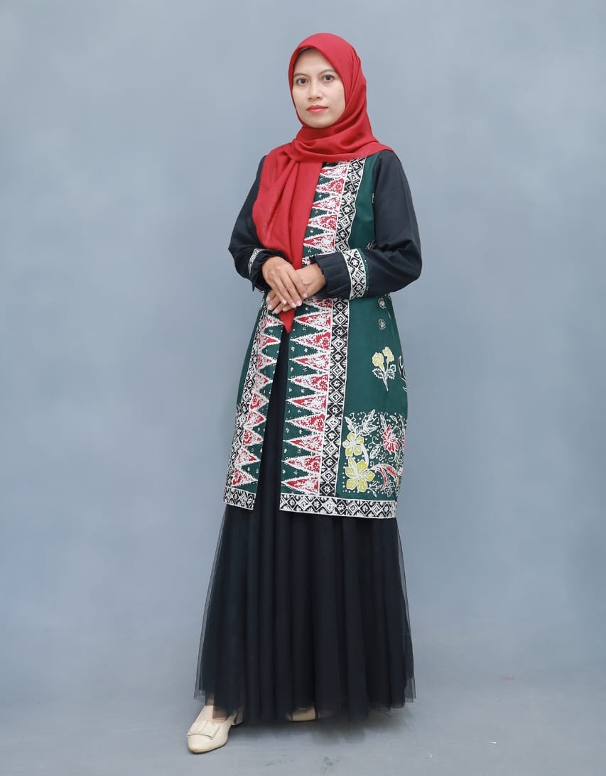 Dr. Opi Teci Darisma, M.Pd.I.